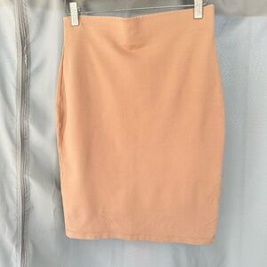 NWOT Elegant Tan Skirt Size Medium Elastic waist
